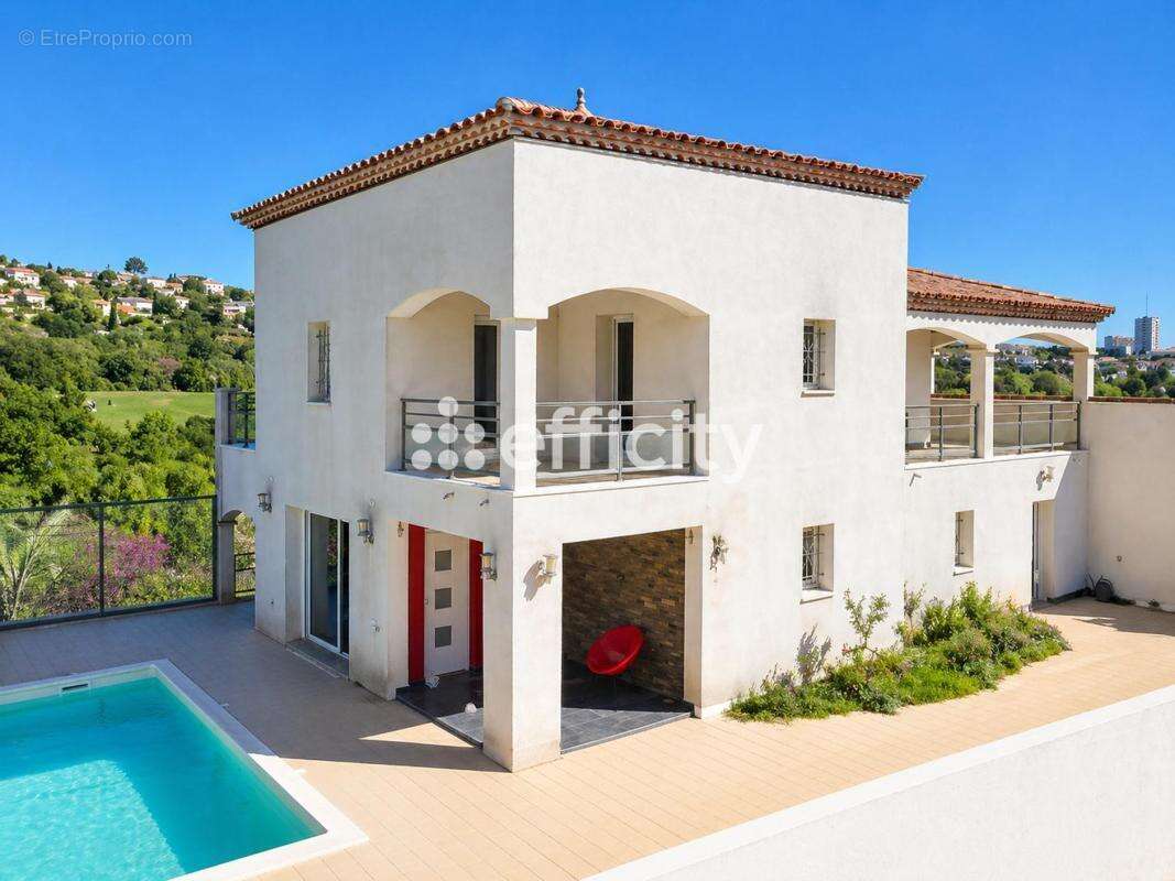 Maison à JUVIGNAC