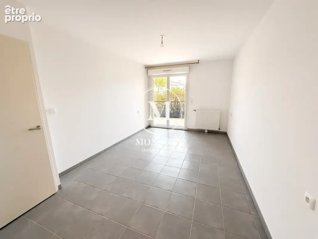 T2 avec balcon   saint-geniès-bellevue - photo 3