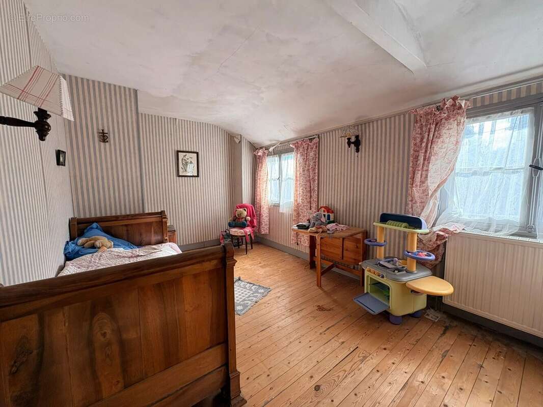 Maison à PACY-SUR-EURE