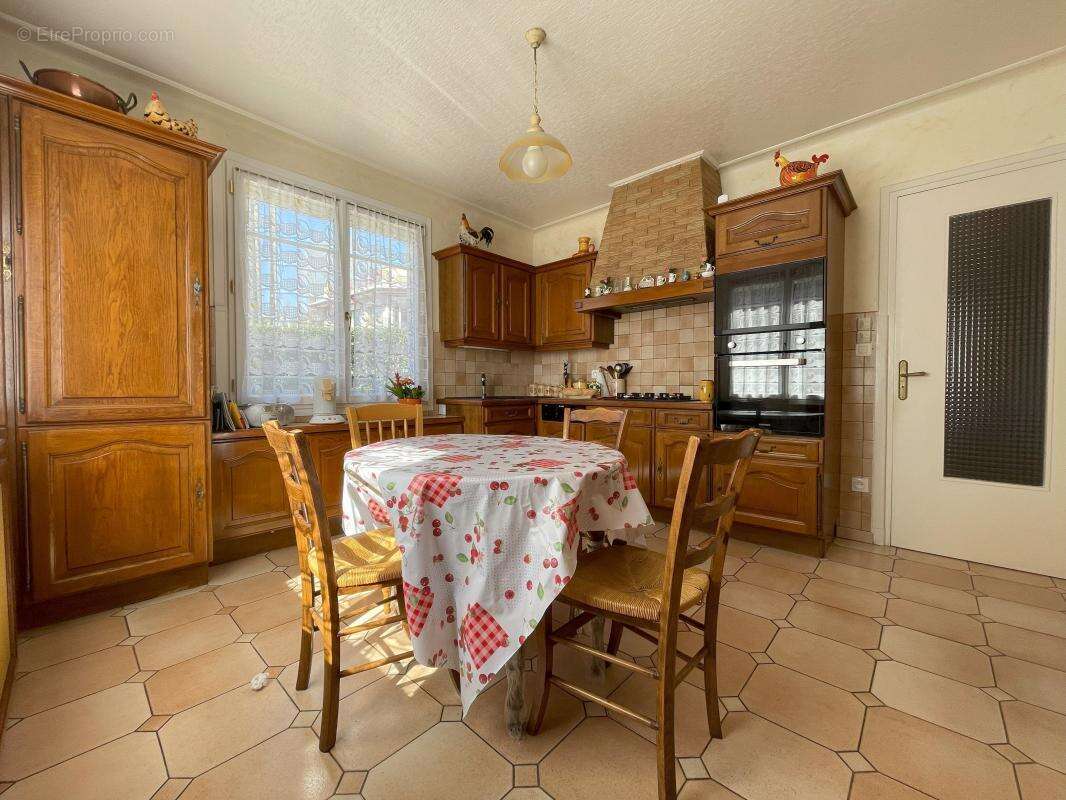 Maison à RILLIEUX-LA-PAPE