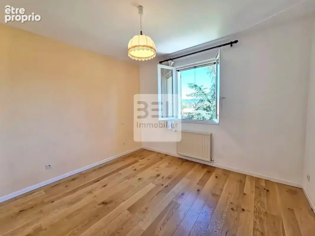 Appartement T3 de 76,21 m² à Bagnols-sur-Cèze - photo 9