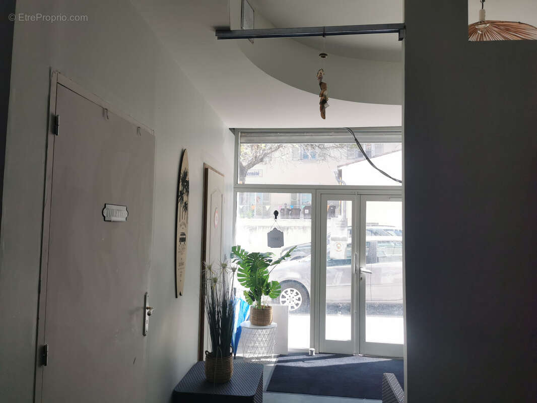 Commerce à DRAGUIGNAN