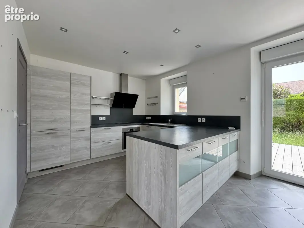 Maison en pierre familiale - quartier calme - photo 5