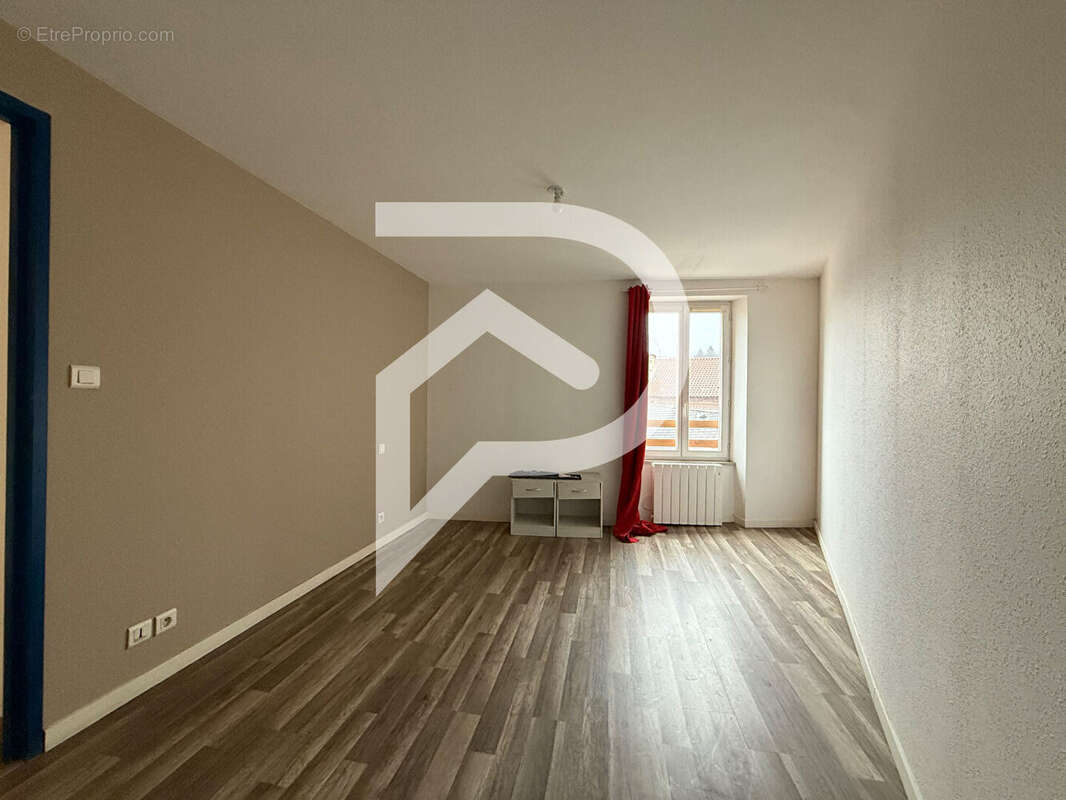 Maison à DECAZEVILLE