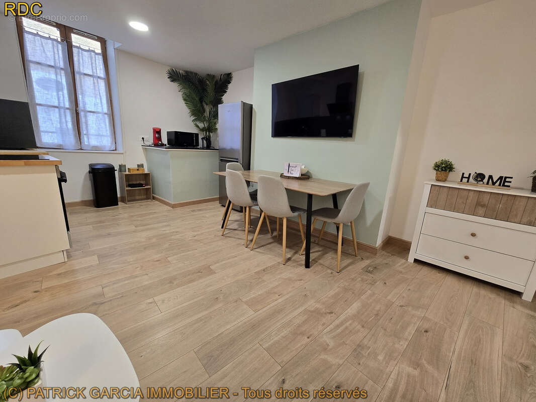 Immeuble de rapport - Location de courte durée - photo 2