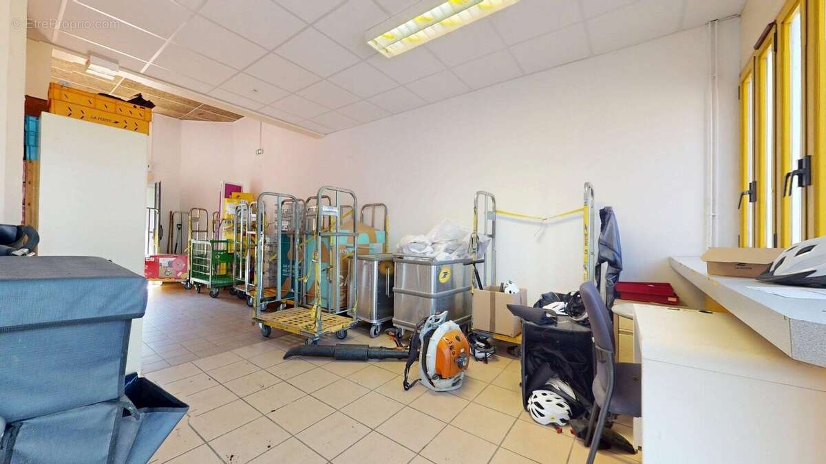 Appartement 777 m² à Delle  - photo 6