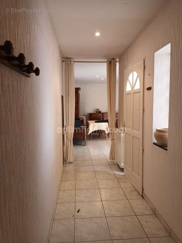 Maison à BLANQUEFORT