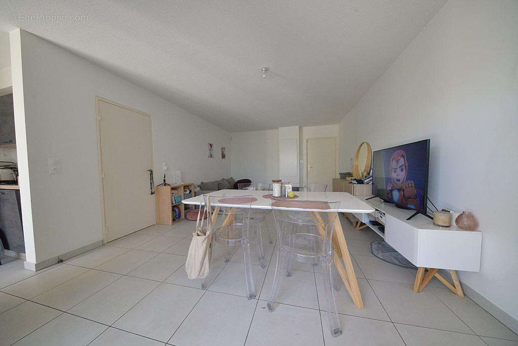 Appartement à PUGET-SUR-ARGENS