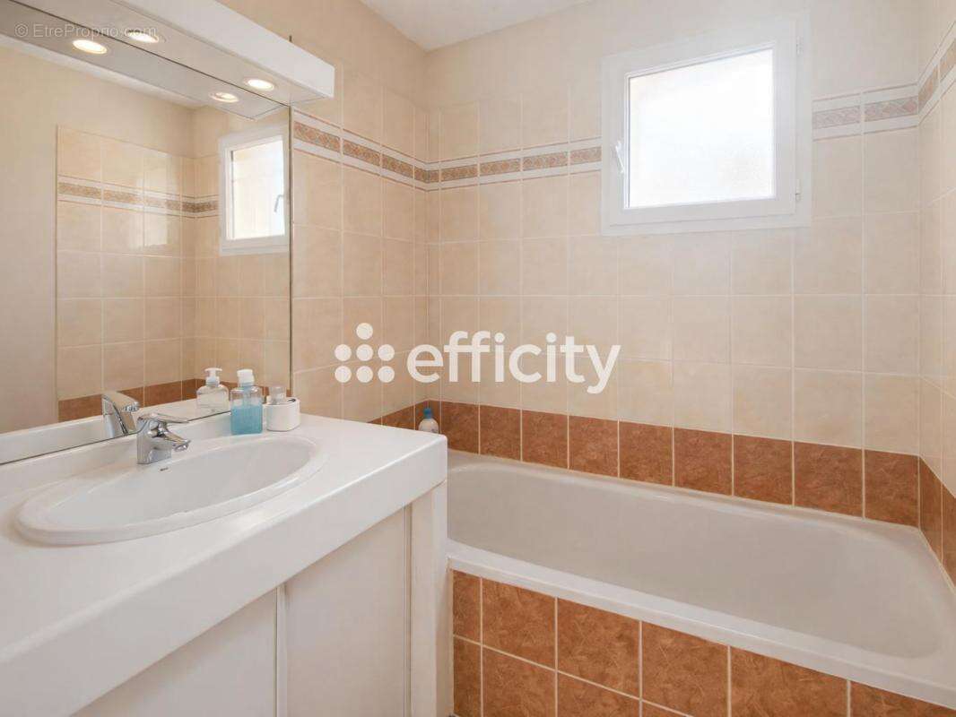 Maison à MARSEILLE-13E