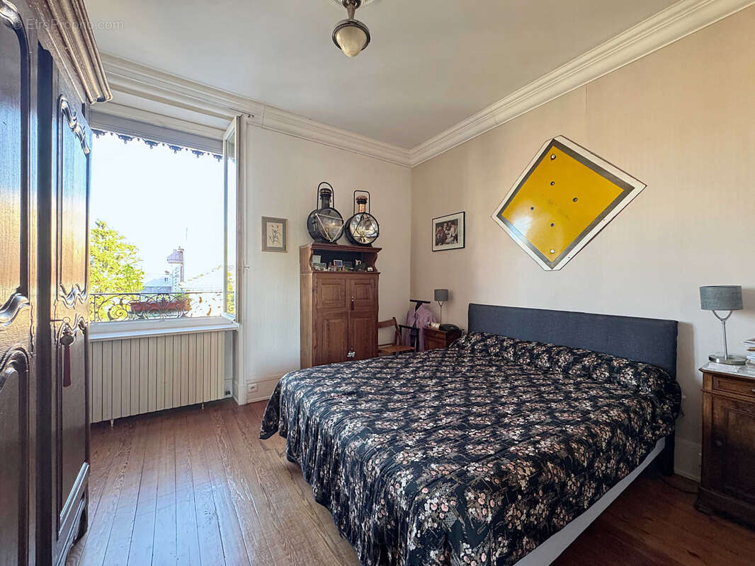 Appartement à BOURGOIN-JALLIEU