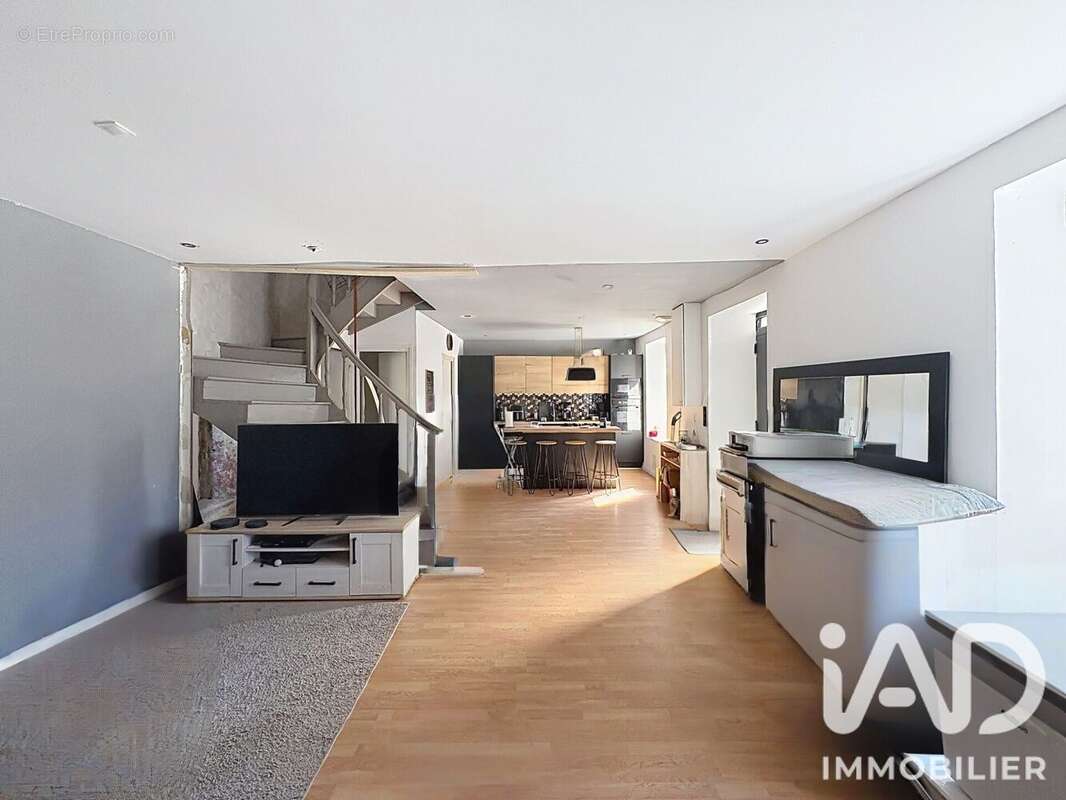 Maison 91 m² à Berne  - photo 2