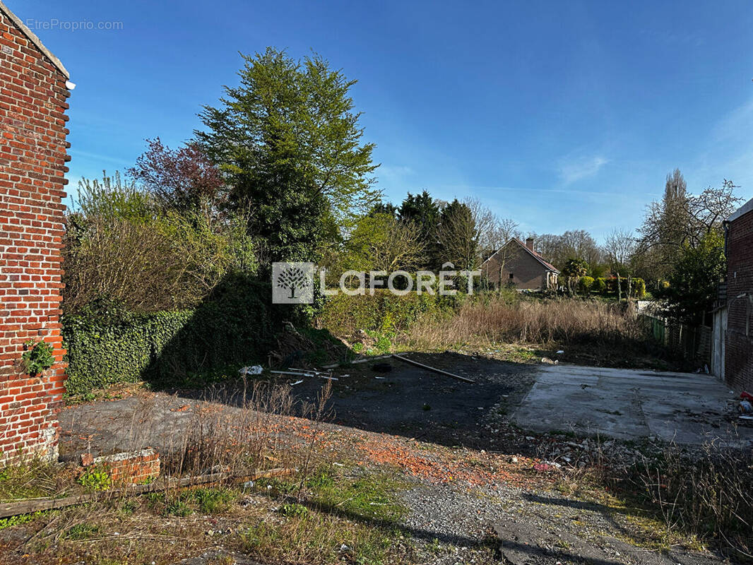 Terrain à DOUAI