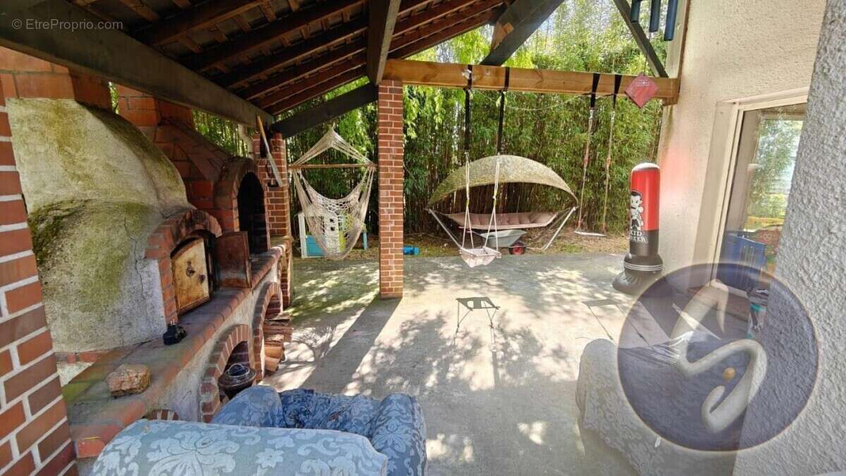 Maison à SAINTE-LUCE-SUR-LOIRE