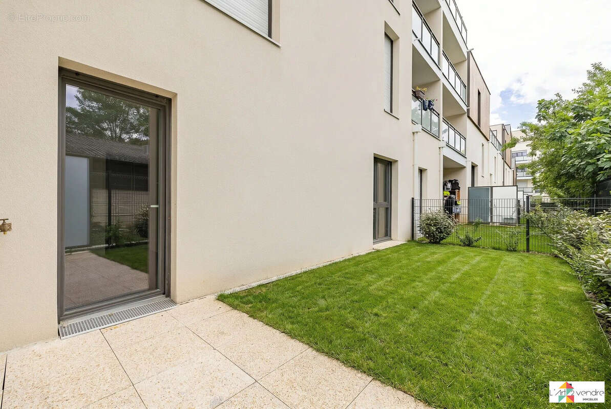 Appartement à MOISSY-CRAMAYEL