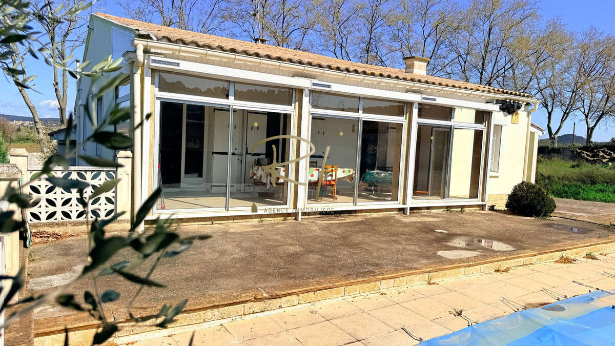 Uzès à 1 min   Maison avec piscine, vue dégagée et grand terrain - photo 3