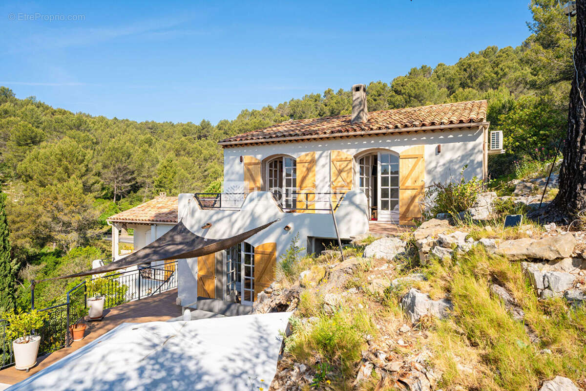 Maison familiale carnoux, secteur les barles nord, piscine - photo 18