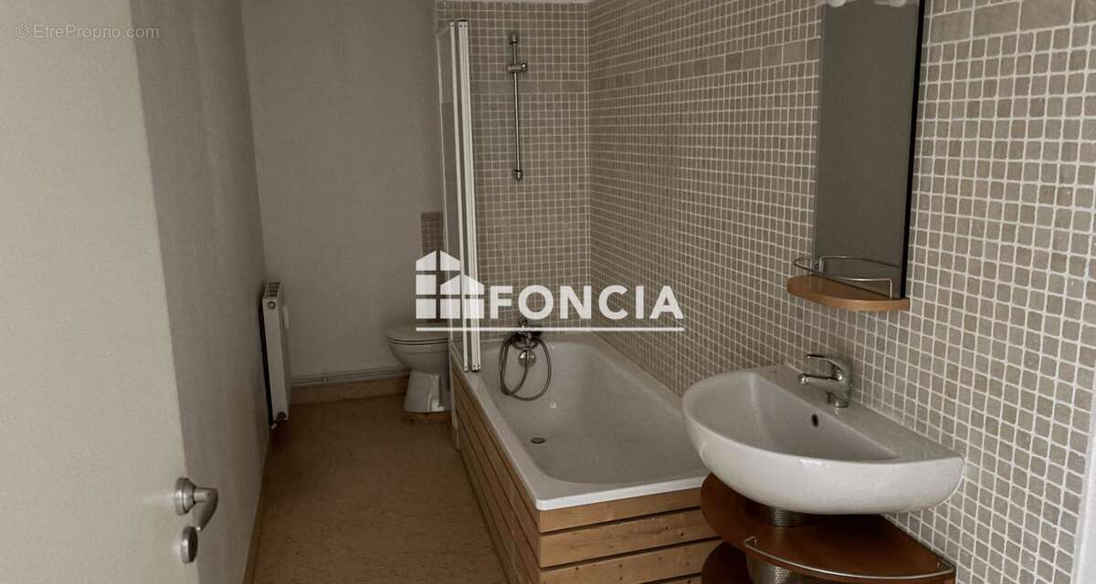 Appartement à CROUY-SAINT-PIERRE