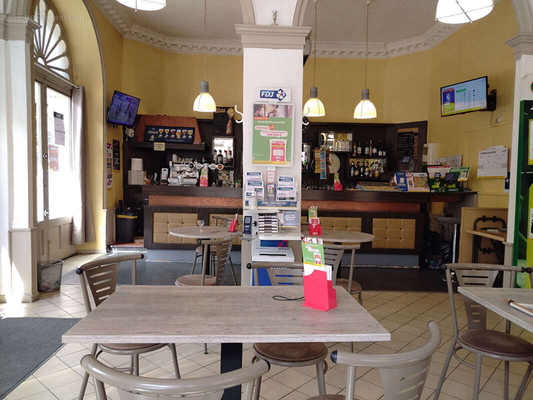 Commerce à LE PUY-EN-VELAY