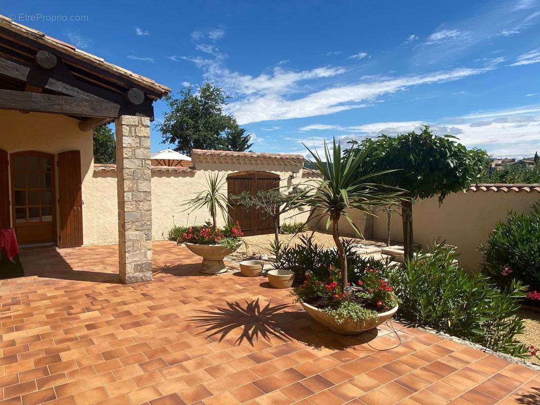 Maison à VAISON-LA-ROMAINE