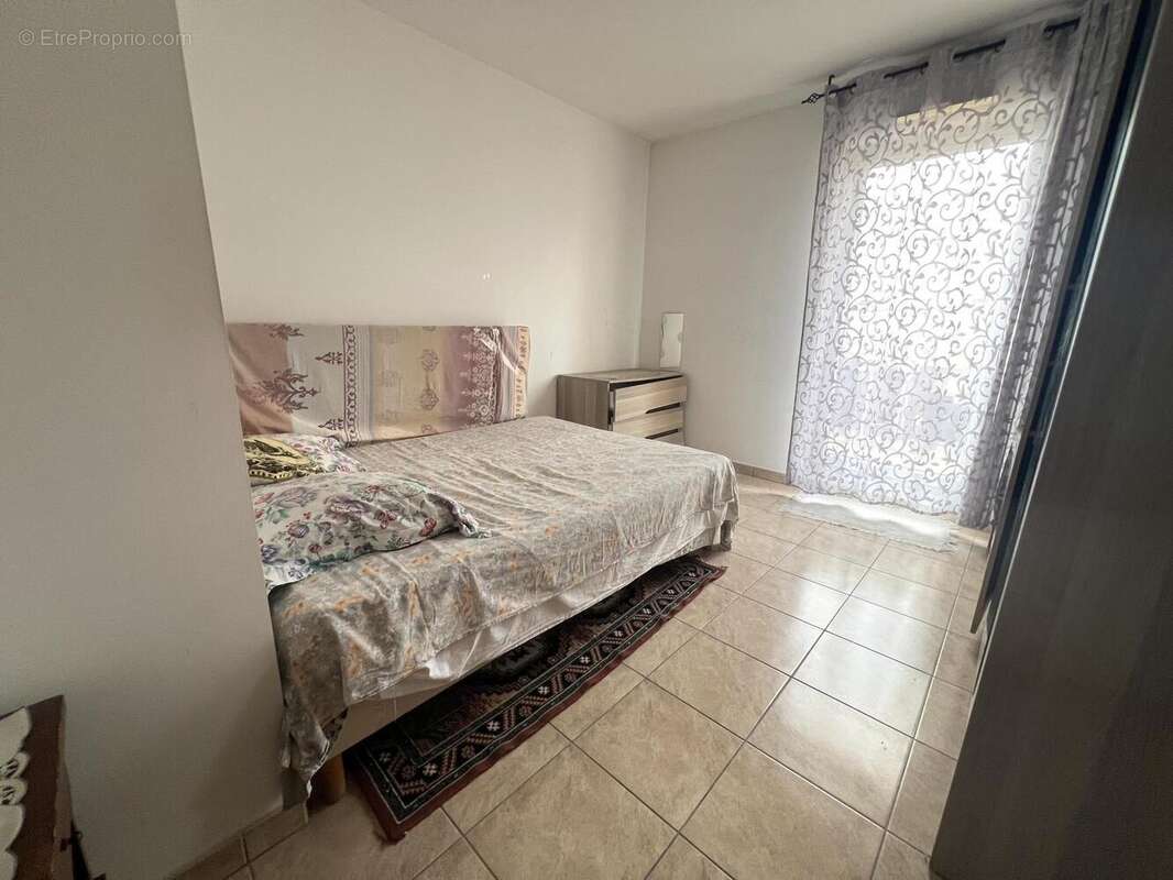 Photo 4 - Appartement à VILLEURBANNE