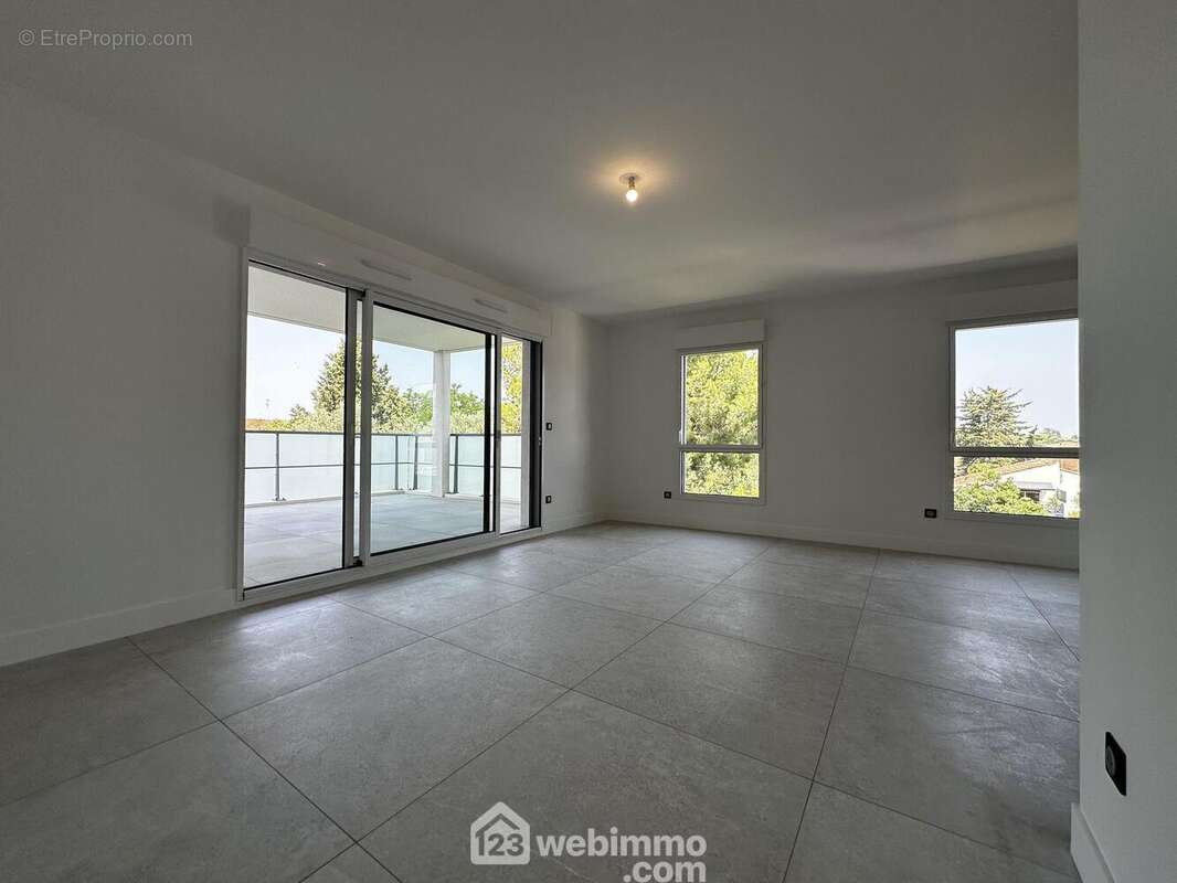 Appartement à BAILLARGUES