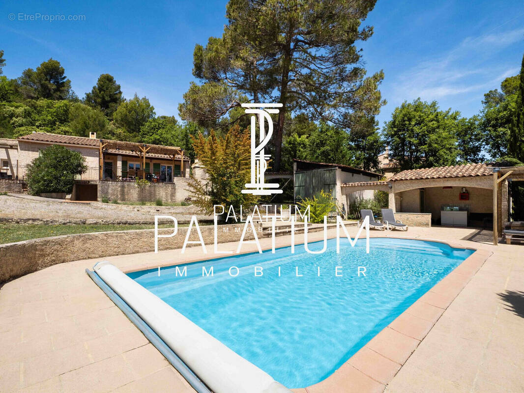 Maison à PIERREVERT