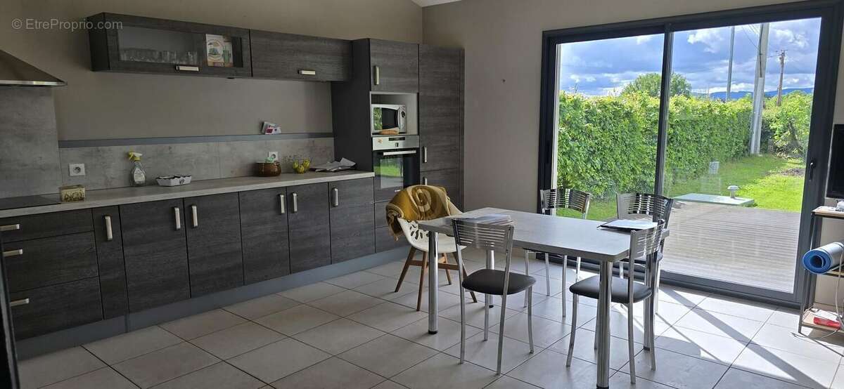 Photo 3 - Maison à LA CLAYETTE