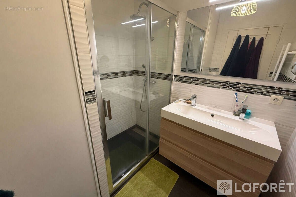 Appartement à MARTIGNAS-SUR-JALLE