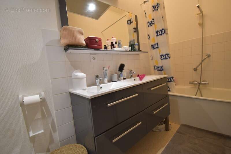 Appartement à TENCE