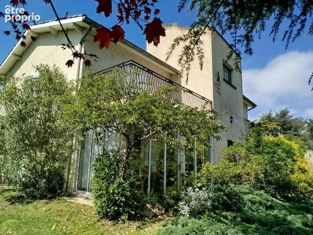 Maison 205 m² à Cugnaux  - photo 2