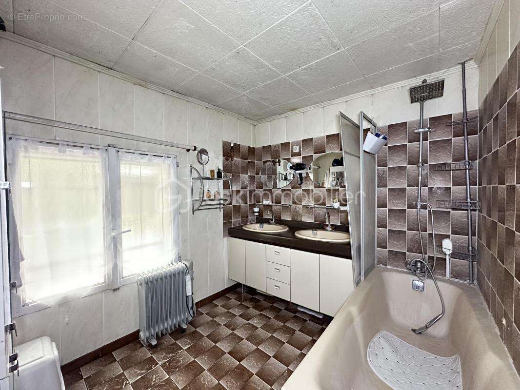 Maison à CREPY-EN-VALOIS