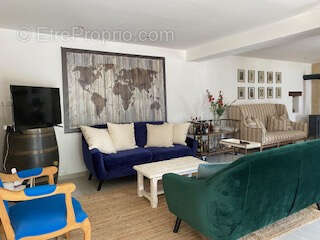 Ensemble de 3 maisons en pierre - photo 4