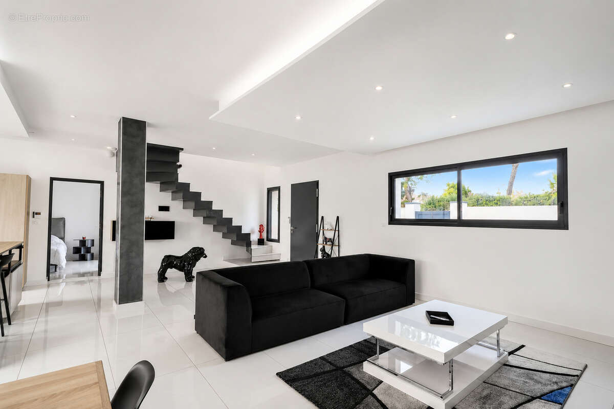 Maison à LUNEL
