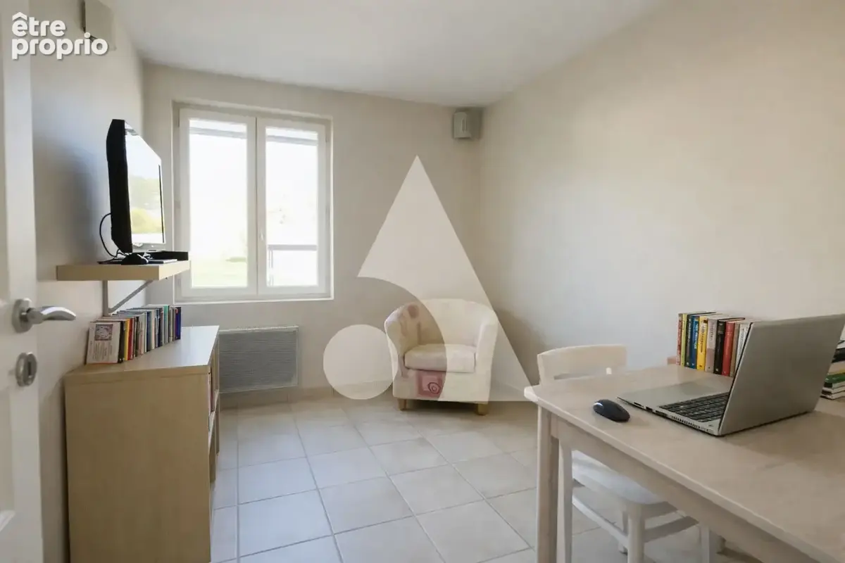 Pertuis villa d'env 117m² hab avec T2 indépendant parcelle d'en 1600m² piscine - photo 10