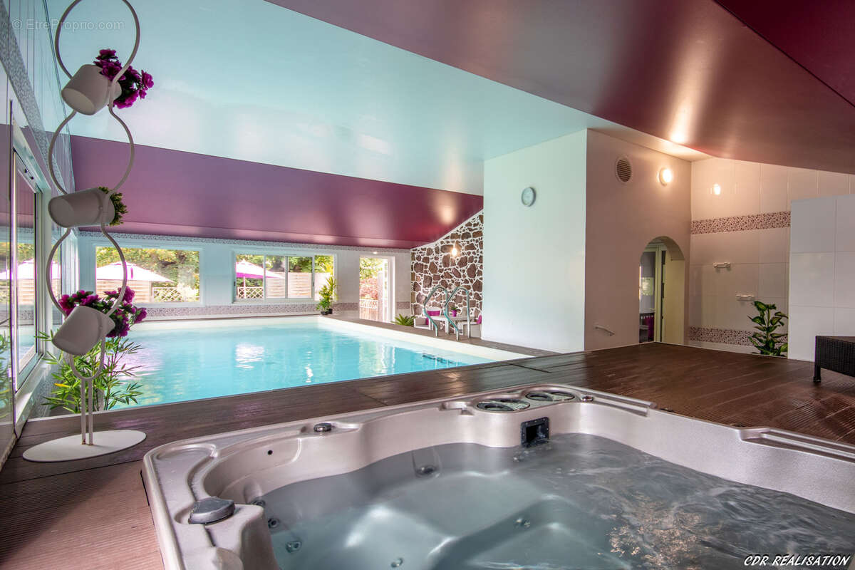 Maison à ROQUEBILLIERE