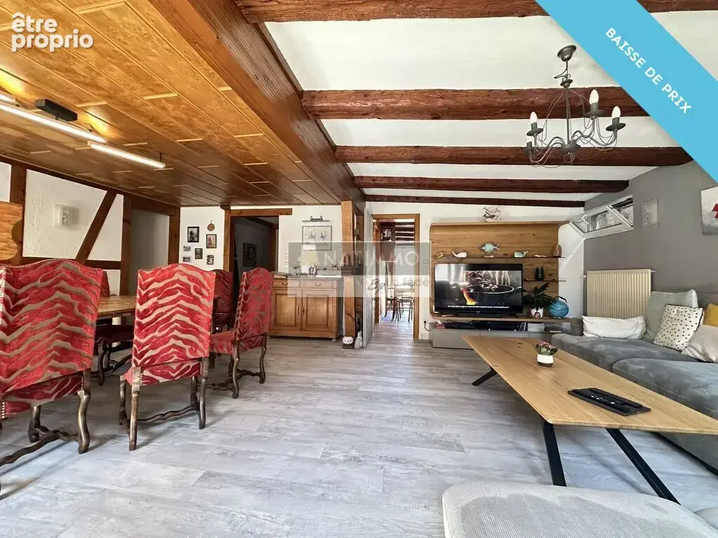 5 pièces de 138 m² avec terrasse et parkings - photo 3