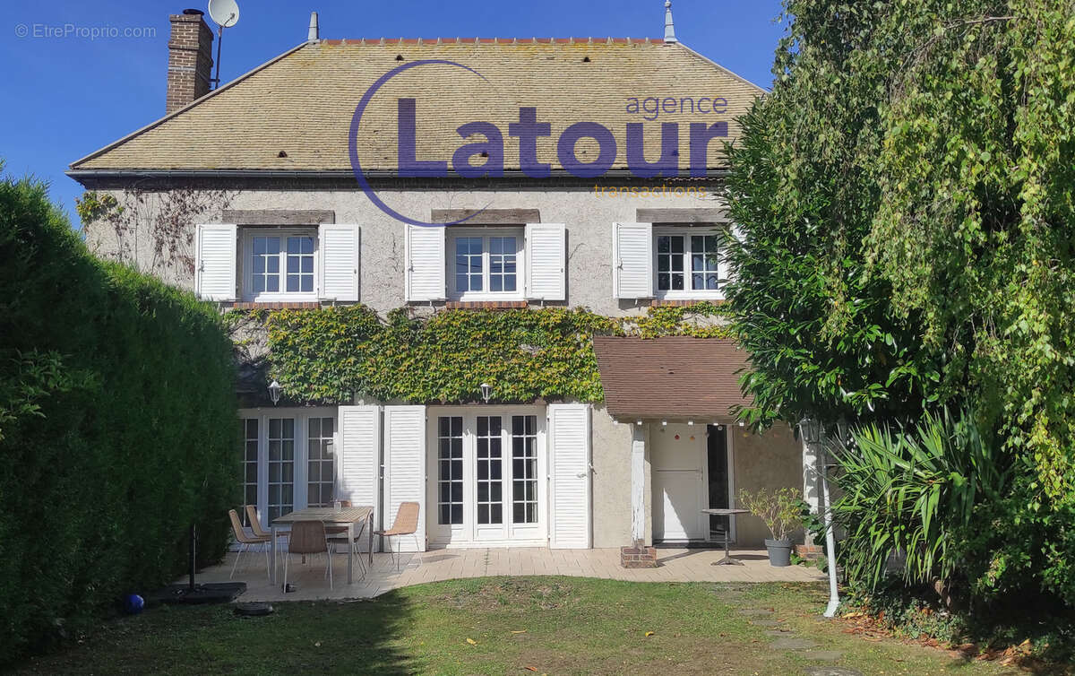 Maison à ABONDANT