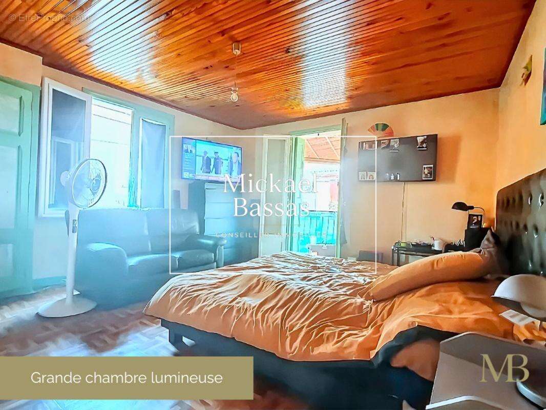 Maison 83 m² à Prades  - photo 14