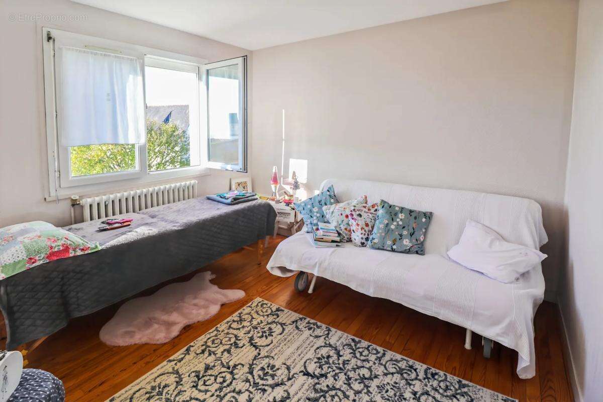 Maison à CARHAIX-PLOUGUER