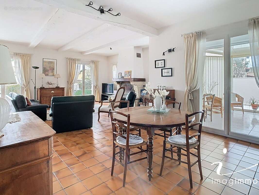 Maison à JUVIGNAC