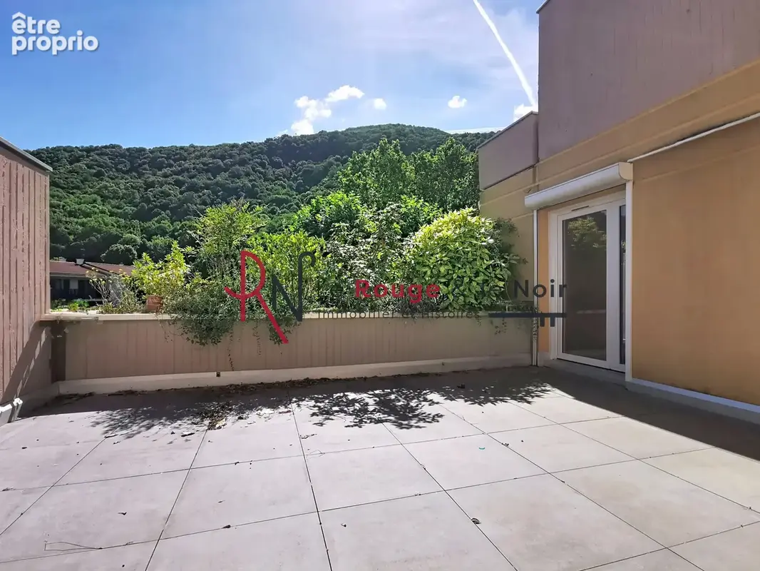 Poisat - T3 de 91m2 avec 2 terrasses de 21m2 et garage - photo 6