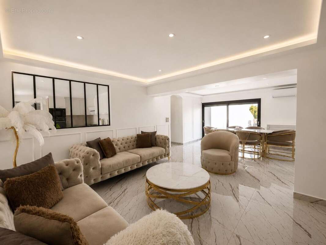 Maison 176 m² à Pusignan  - photo 4