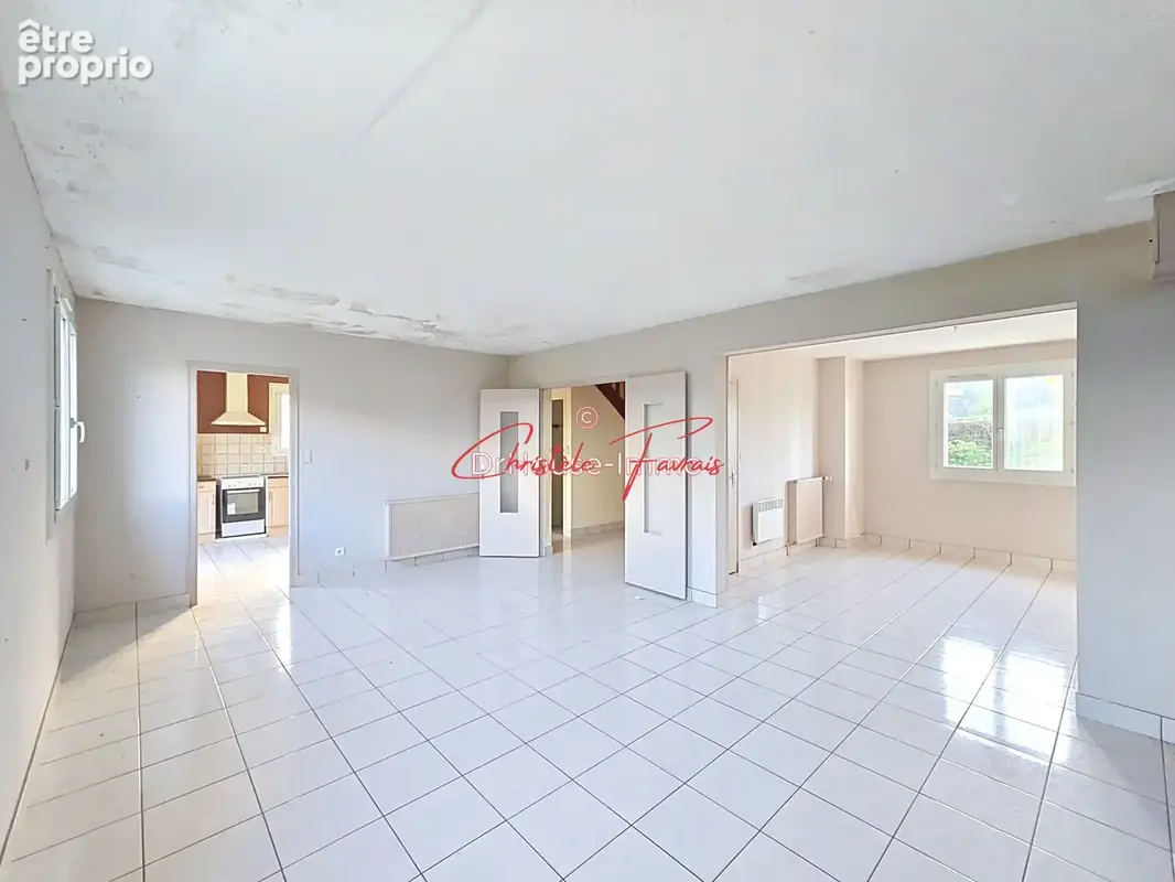 Maison 5 pièces 111 m² à vendre à La Bazouge-Du-Desert (35420) - photo 2