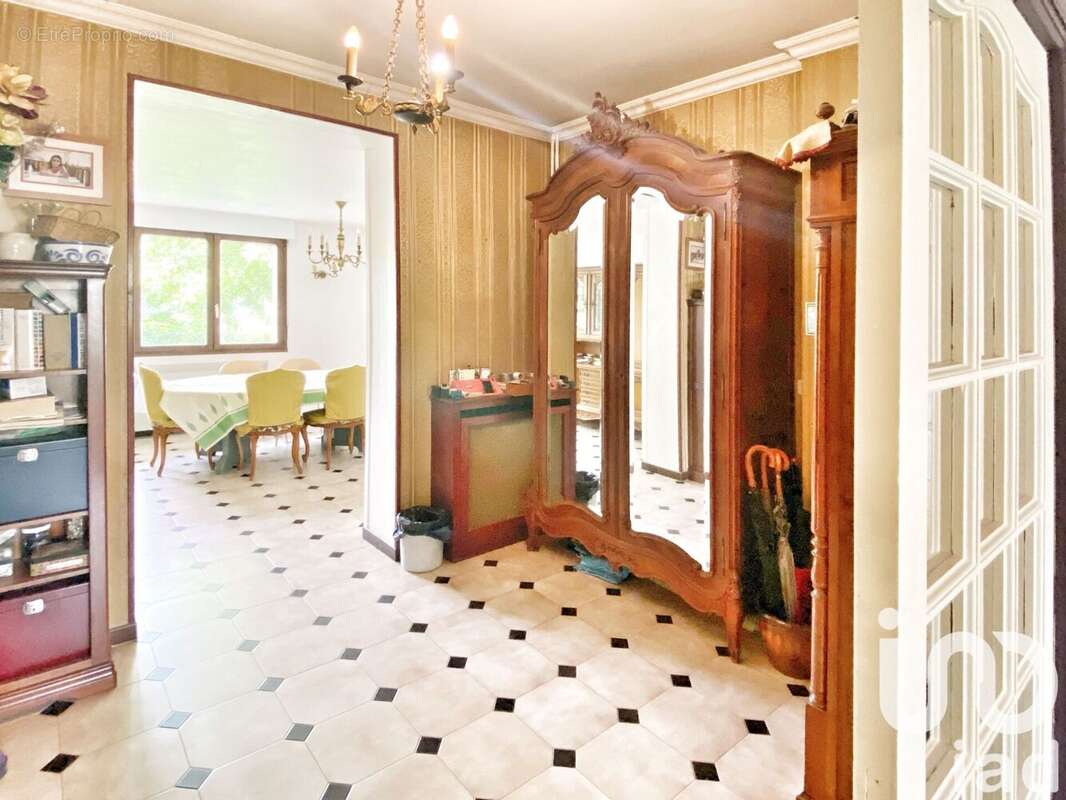 Photo 6 - Maison à VILLEMOMBLE