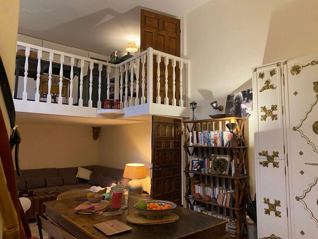 Appartement à PARIS-9E