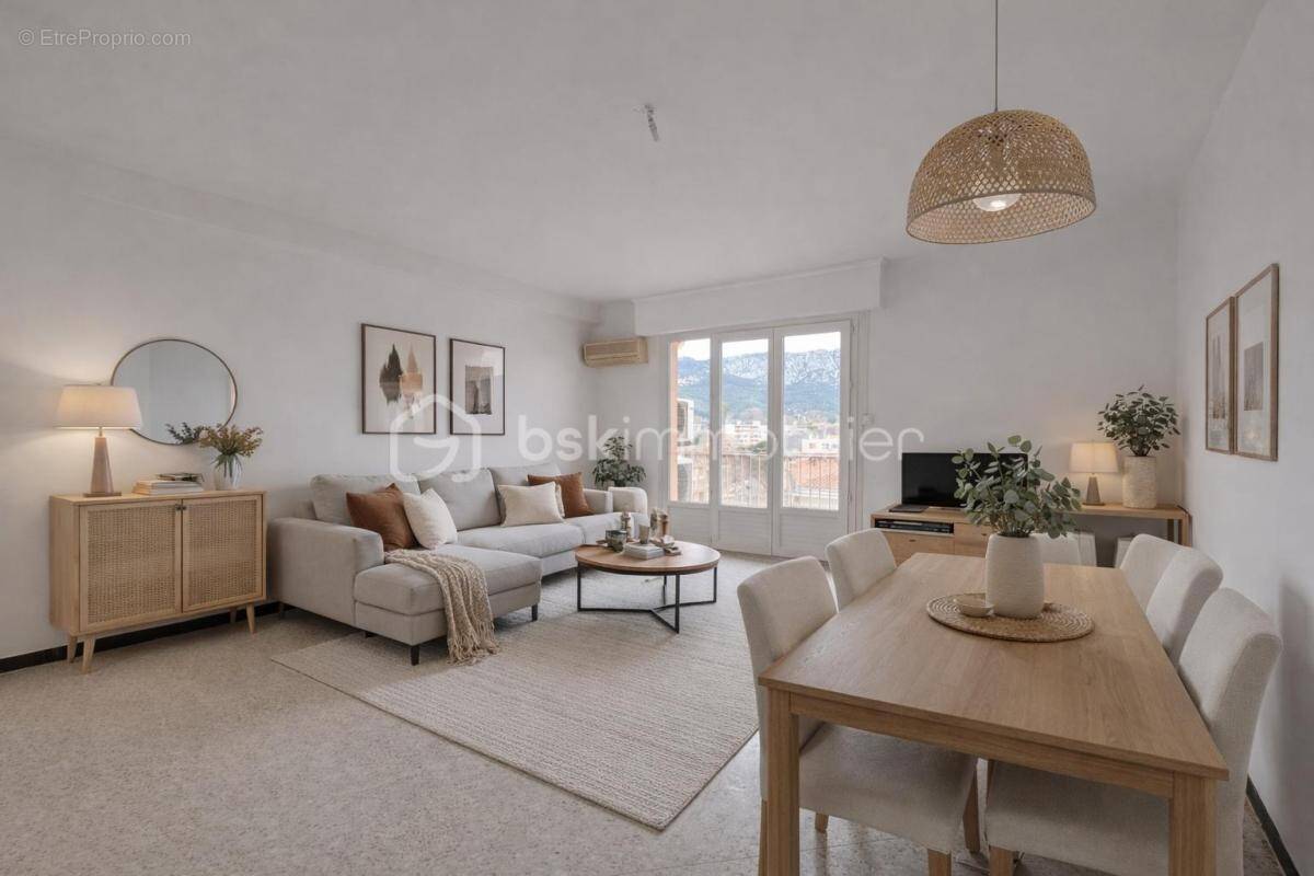 Appartement à LA VALETTE-DU-VAR