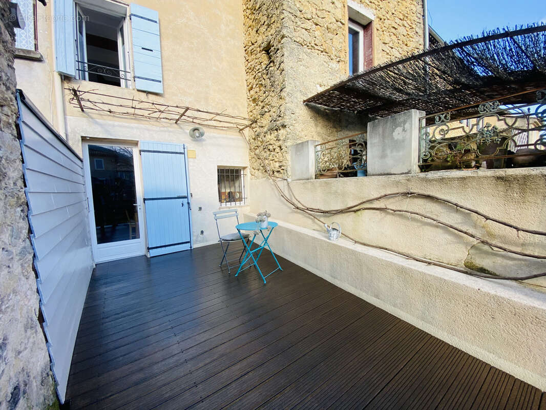 Maison à MALAUCENE