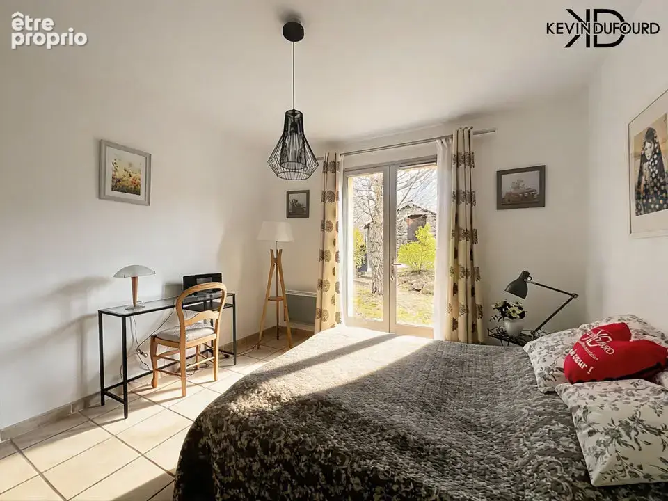 Maison de 140 m² sur un terrain de 1 350 m² à THUEYTS - photo 7