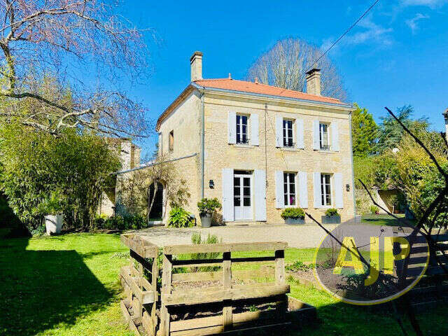 Maison à SAINT-GERMAIN-D'ESTEUIL