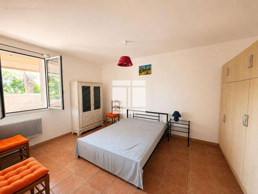 Maison de 152m2 avec un terrain de 2905m2 - photo 17